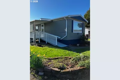 2902 E 2nd St #12, Newberg, OR 97132 - Photo 1