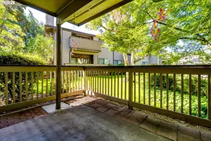2051 Lake Isle Terrace, Eugene, OR 97401 - Photo 17