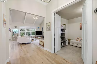 2575 Crescent Ave, Eugene, OR 97408 - Photo 7