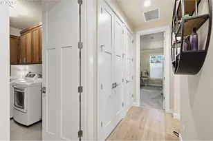 2575 Crescent Ave, Eugene, OR 97408 - Photo 35
