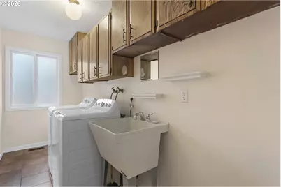 13865 SW Martingale Ct, Beaverton, OR 97008 - Photo 29