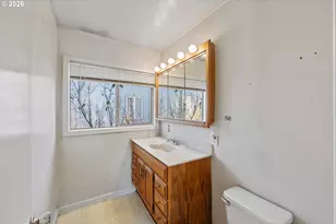 1015 Franklin Ave, Bandon, OR 97411 - Photo 9