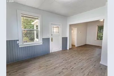 3724 Grand Ave, Astoria, OR 97103 - Photo 11