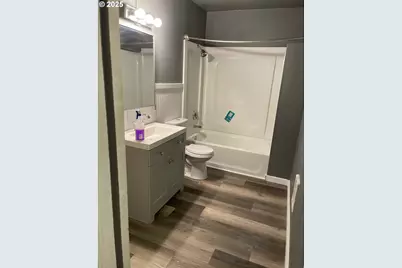 204 SE 12th St, College Place, WA 99324 - Photo 17