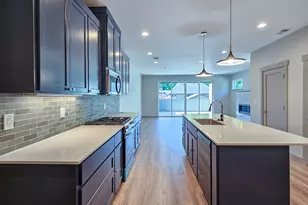 13290 SW Bradley Ln, King City, OR 97224 - Photo 3