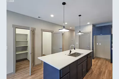 13290 SW Bradley Ln, King City, OR 97224 - Photo 7