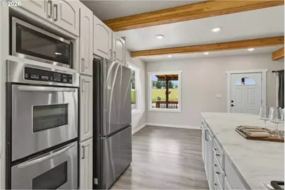 204 Conger Rd, Castle Rock, WA 98611 - Photo 11