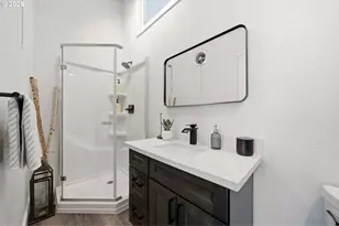 3810 SW Grover St, Portland, OR 97221 - Photo 29