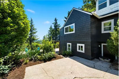 3810 SW Grover St, Portland, OR 97221 - Photo 41
