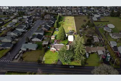 829 Toliver Rd, Molalla, OR 97038 - Photo 1