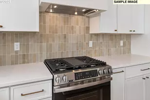 5622 SE 142nd Pl, Portland, OR 97236 - Photo 7