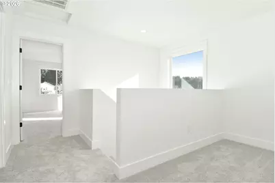 5622 SE 142nd Pl, Portland, OR 97236 - Photo 17