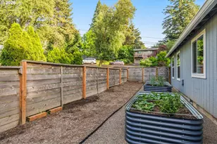 4743 SW Seymour Ct, Portland, OR 97221 - Photo 23