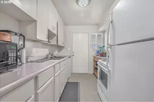 8323 8329 N Dwight Ave, Portland, OR 97203 - Photo 9