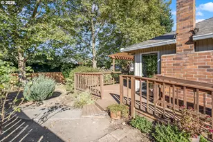 2031 NE Josephine Dr, Hillsboro, OR 97124 - Photo 31