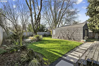 7814 N Willamette Blvd, Portland, OR 97203 - Photo 5