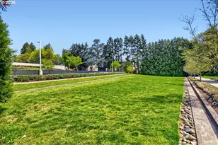 310 NW 116th Ave, Portland, OR 97229 - Photo 33