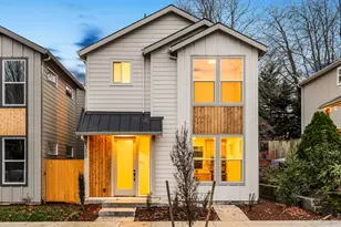 8328 N Bank St, Portland, OR 97203 - Photo 11