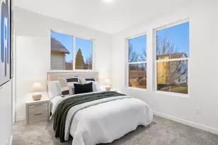 8328 N Bank St, Portland, OR 97203 - Photo 7