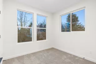 8328 N Bank St, Portland, OR 97203 - Photo 19