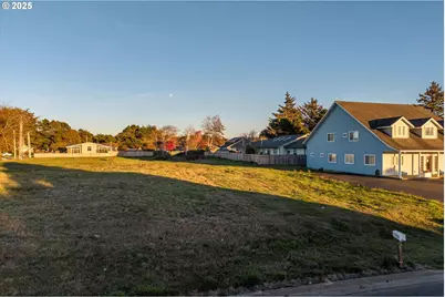 Baltimore Ave SE #1700, Bandon, OR 97411 - Photo 3