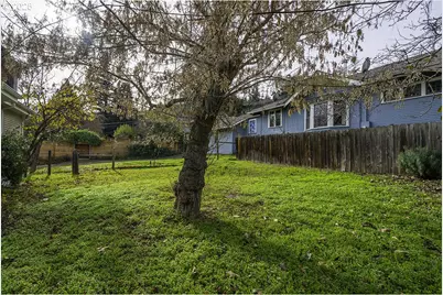 126 Nursery St, Ashland, OR 97520 - Photo 3