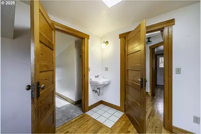 126 Nursery St, Ashland, OR 97520 - Photo 31