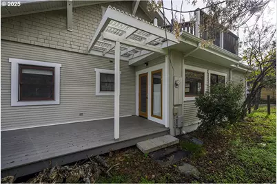 126 Nursery St, Ashland, OR 97520 - Photo 37