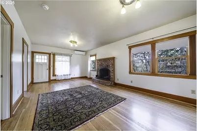 126 Nursery St, Ashland, OR 97520 - Photo 7