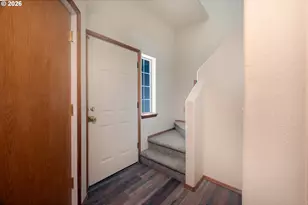 2067 SW Fellows St, McMinnville, OR 97128 - Photo 3