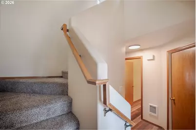 2067 SW Fellows St, McMinnville, OR 97128 - Photo 17