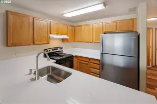 2067 SW Fellows St, McMinnville, OR 97128 - Photo 13