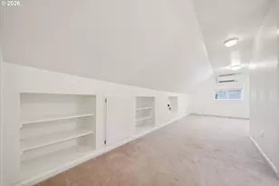 1831 SW Evans St, Portland, OR 97219 - Photo 27