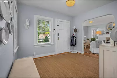 2798 SW Old Orchard Rd, Portland, OR 97201 - Photo 5