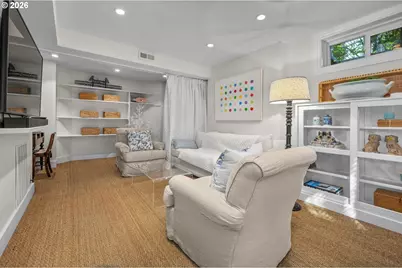 2798 SW Old Orchard Rd, Portland, OR 97201 - Photo 39