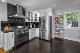 2798 SW Old Orchard Rd, Portland, OR 97201 - Photo 15