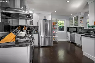 2798 SW Old Orchard Rd, Portland, OR 97201 - Photo 13