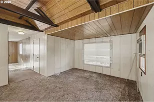 82274 River Dr, Creswell, OR 97426 - Photo 7