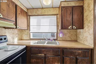 82274 River Dr, Creswell, OR 97426 - Photo 19