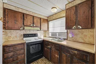 82274 River Dr, Creswell, OR 97426 - Photo 17