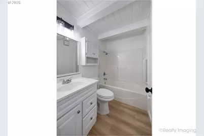 401 Glenwood Ct, Cannon Beach, OR 97110 - Photo 11