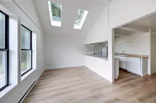 401 Glenwood Ct, Cannon Beach, OR 97110 - Photo 3