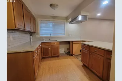 15301 SE 3rd St, Vancouver, WA 98684 - Photo 11