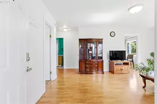 2326 Evergreen Ave, Salem, OR 97301 - Photo 5