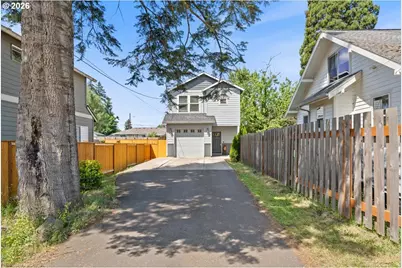 15667 SE Rainier Ave, Clackamas, OR 97015 - Photo 21
