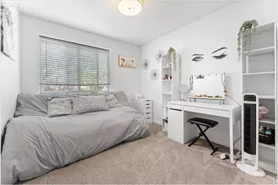 15667 SE Rainier Ave, Clackamas, OR 97015 - Photo 15