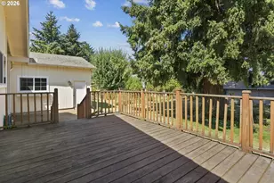 10737 NE Shaver St, Portland, OR 97220 - Photo 45