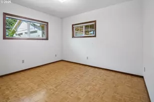 10737 NE Shaver St, Portland, OR 97220 - Photo 25