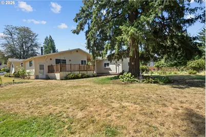 10737 NE Shaver St, Portland, OR 97220 - Photo 39