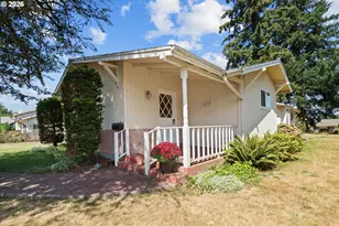 10737 NE Shaver St, Portland, OR 97220 - Photo 47